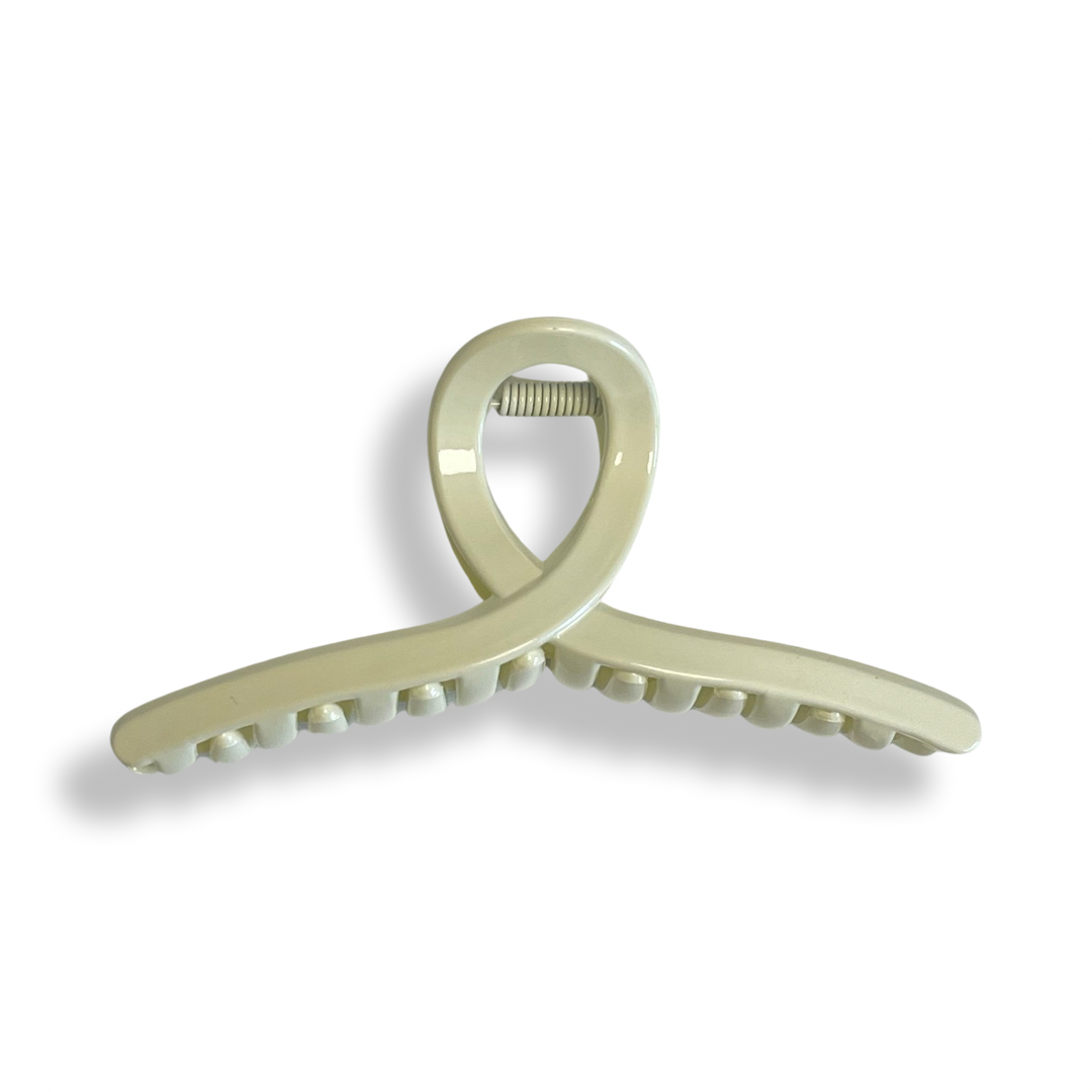 Knotted Claw